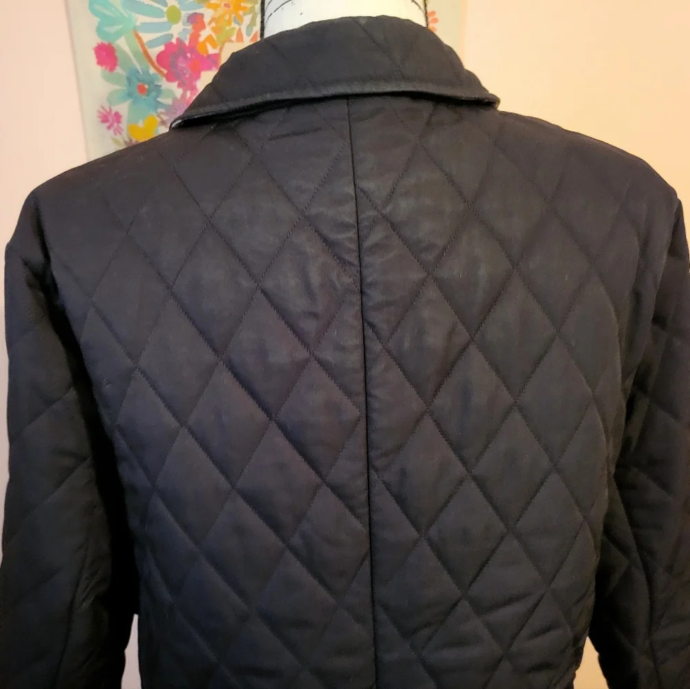 Burberry Quilted Nylon Barn Jacket In Black/Sand, Burberry Check Lining, EUC, L - Picture 12 of 16
